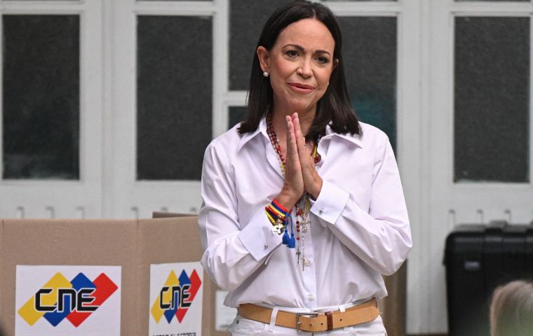 Machado fue muy elogiada por líderes empresariales, funcionarios y representantes de la diáspora venezolana