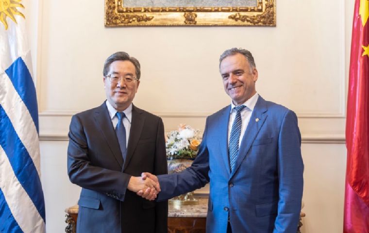 Tras el encuentro entre Orsi y Ding Xuexiang, se firmó un acuerdo entre ambos países