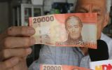 Incluso si se recibe sin saberlo, quien detecte uno de estos billetes debe reportarlo de inmediato, insistieron desde Carabineros