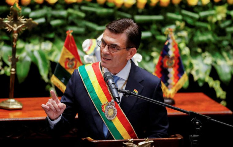 El primer desafío de Paz será resolver la escasez de dólares y el alza de precios