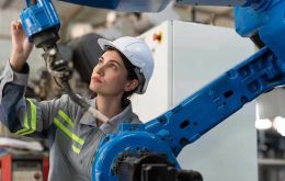 “Intensificaremos los controles e inspecciones para combatir el empleo informal”, dijo Recalde