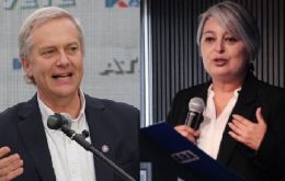 Se proyecta que Jara (der.) y Kast pasarán a la segunda vuelta del 14 de diciembre