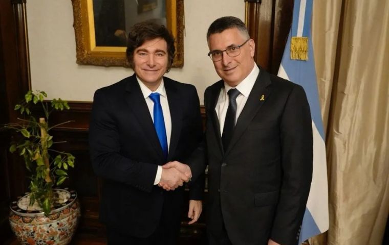 Milei planea viajar el próximo año a Israel para concluir el traslado de la Embajada Argentina de Tel Aviv a Jerusalén