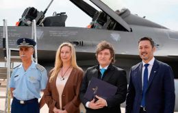 “Hoy más que nunca, podemos decir que las fuerzas del cielo están con nosotros”, subrayó Milei