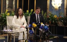 Machado se comprometió a llevar su galardón “a Venezuela en el momento oportuno”