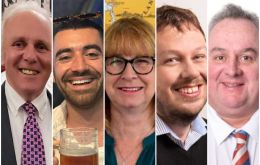 Los cinco diputados electos de Stanley, de izquierda a derecha: Darwin Lewis Clifton (844 votos), Dean Dent (701), Cheryl Roberts (694), Stacy Bragger (635) y el reelegido Roger Spink (555).