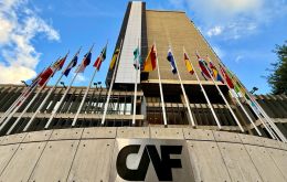 El paquete se alinea con la transformaci&oacute;n de CAF en un banco verde para la regi&oacute;n, explic&oacute; D&iacute;az-Granados
