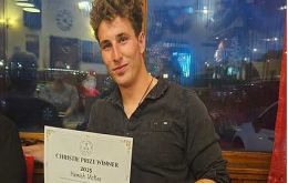 El estudiante Hamish McKee  estudia Biolog&iacute;a Marina