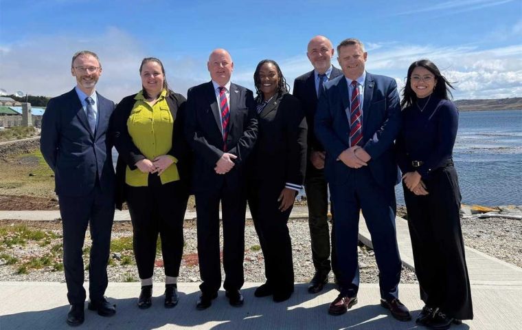 La misi&oacute;n estuvo presente en el conteo de votos el cual se describi&oacute; como conducido con total transparencia y eficiencia. No hubo quejas ni protestas durante el escrutinio