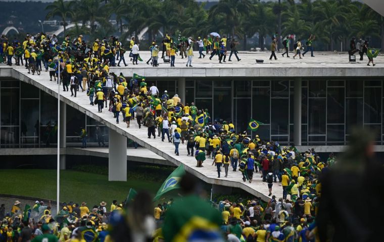 Lula ha posicionado al poder ejecutivo como un baluarte contra lo que &eacute;l describe como una ruptura democr&aacute;tica
