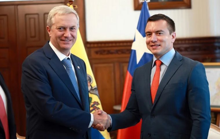 Kast habl&oacute; de los efectos negativos generados por el gobierno dictatorial de Venezuela