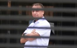 De Moraes no permiti&oacute; tel&eacute;fonos celulares, computadoras ni dispositivos electr&oacute;nicos en la habitaci&oacute;n de Bolsonaro