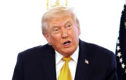 Trump advirti&oacute; que m&aacute;s terroristas morir&aacute;n si la violencia persiste