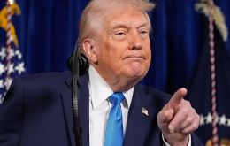 Más les vale llegar a un acuerdo antes de que sea demasiado tarde, advirtió Trump a La Habana