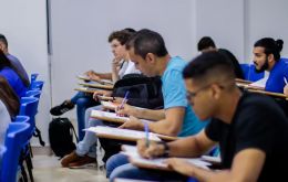 La medida aumentar&iacute;a los costos para los estudiantes extranjeros que podr&iacute;an preferir otras instituciones del Mercosur