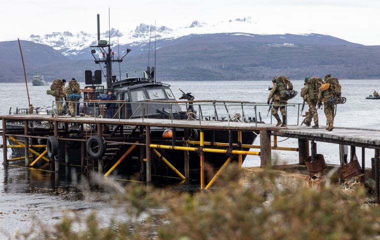 Est&aacute; prevista la participaci&oacute;n de unidades estadounidenses como los Boinas Verdes, elementos del Comando de Operaciones Especiales de la Fuerza A&eacute;rea del Comando Sur y, potencialmente, Marines