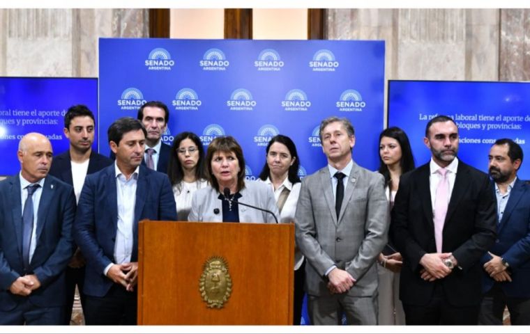 Los cambios impulsados por la jefa del bloque oficialista en el Senado, Patricia Bullrich, son centrales para destrabar la reforma
