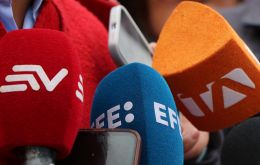 De acuerdo con ese reportaje, el jefe del Comando Conjunto de las Fuerzas Armadas, Henry Delgado, habr&iacute;a dispuesto el 28 de enero que se eval&uacute;e a periodistas para cualquier cobertura