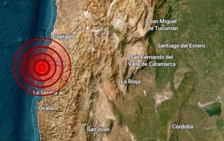 El movimiento fue percibido en un amplio tramo del pa&iacute;s y tambi&eacute;n en zonas de Argentina cercanas a la cordillera