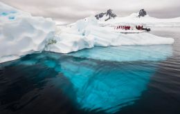 Seg&uacute;n los resultados, al inicio del Cenozoico el punto de depresi&oacute;n m&aacute;xima se ubicaba sobre el Atl&aacute;ntico Sur