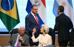 &ldquo;Ya dije antes que, cuando ellos est&eacute;n listos, nosotros estaremos listos&hellip; Sobre esa base, la Comisi&oacute;n proceder&aacute; ahora a la aplicaci&oacute;n provisional&rdquo;, afirm&oacute; Von der Leyen