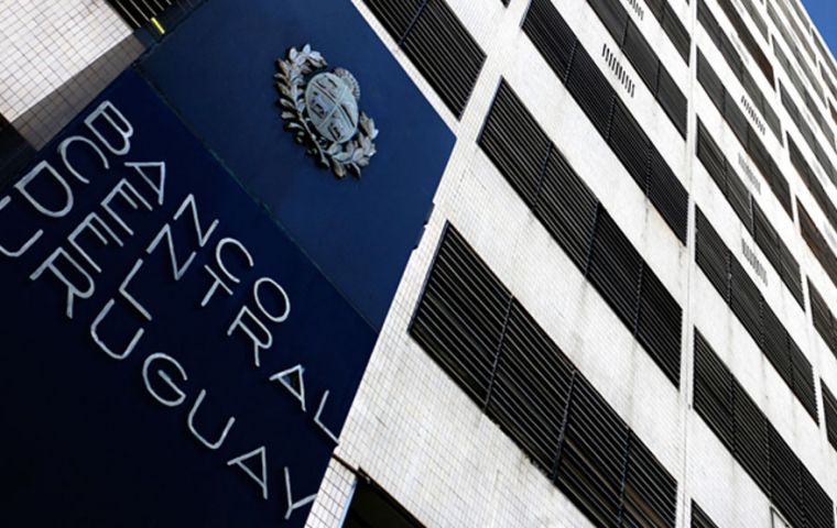 El BCU se&ntilde;al&oacute; que la inflaci&oacute;n interanual volvi&oacute; a bajar en enero por s&eacute;ptimo mes seguido y se ubic&oacute; en 3,46%, &ldquo;acerc&aacute;ndose al piso del rango de tolerancia&rdquo; de la meta oficial