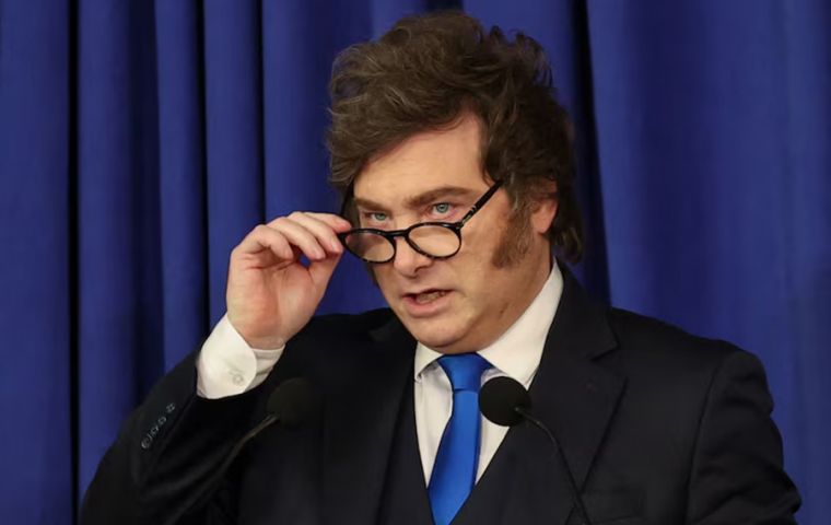 La cronolog&iacute;a descrita en el borrador coincide con episodios que posteriormente pasaron a formar parte del esc&aacute;ndalo