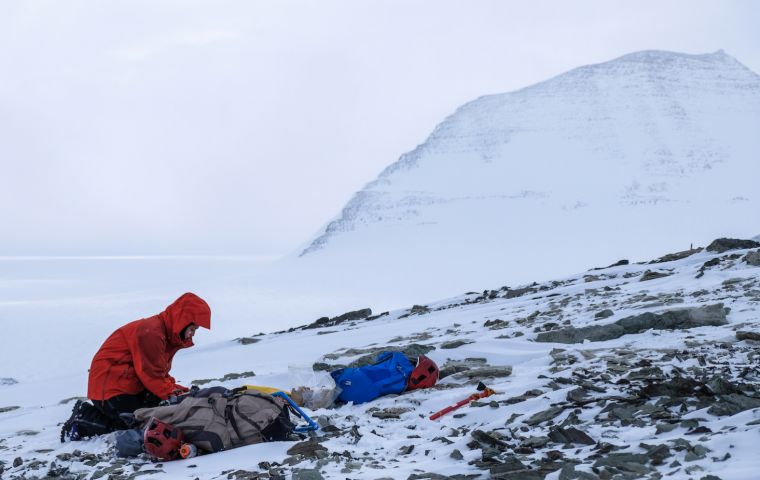 Gino Casassa, director del INACH, se&ntilde;al&oacute; que el dise&ntilde;o de la planta piloto de hidr&oacute;geno verde cuenta con un financiamiento aportado por la GIZ y la Uni&oacute;n Europea