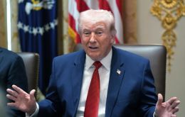 Trump extendió el jueves el plazo dado a Teherán para aceptar sus condiciones hasta el 6 de abril, a petición del gobierno iraní, según anunció en redes sociales