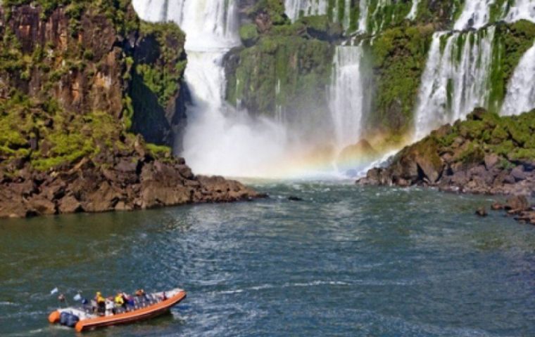 La Senatur promovi&oacute; la temporada bajo la campa&ntilde;a Gui&aacute; tu interior