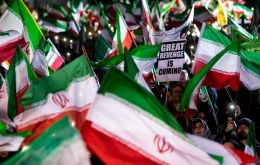 Banderas iraníes en una manifestación a favor del Gobierno de la República Islámica - Foto: Europa Press/Iranian Supreme Leader'S Off