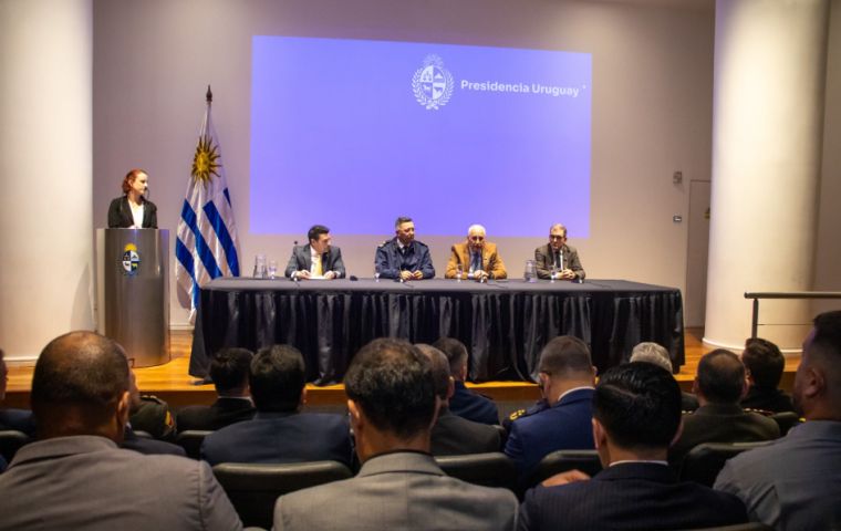 El ministro del Interior uruguayo, Carlos Negro, inaugur&oacute; la conferencia y subray&oacute; que la seguridad regional requiere acci&oacute;n coordinada m&aacute;s all&aacute; de las fronteras nacionales