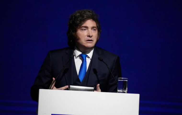 Milei pidi&oacute; a la ciudadan&iacute;a paciencia y rechaz&oacute; las propuestas de relajar la pol&iacute;tica monetaria