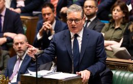 Es totalmente inaceptable que cuando el primer ministro debe impulsar un nombramiento no se le informe de que el candidato ha sido vetado. Es algo imperdonable, dijo Starmer