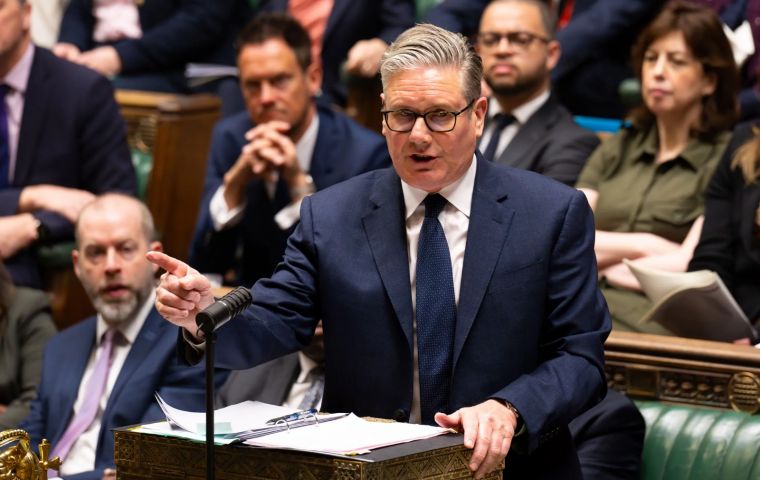 Es totalmente inaceptable que cuando el primer ministro debe impulsar un nombramiento no se le informe de que el candidato ha sido vetado. Es algo imperdonable, dijo Starmer