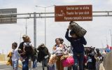 De los m&aacute;s de 336.000 migrantes en situaci&oacute;n irregular en Chile, el 75% son venezolanos
