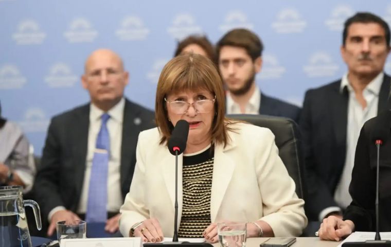 En materia de seguridad, Bullrich se&ntilde;al&oacute; que Uruguay presenta una tasa de homicidios que no se condice con las caracter&iacute;sticas del pa&iacute;s