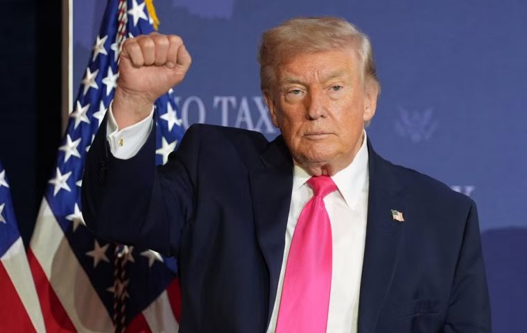 Trump justific&oacute; la pr&oacute;rroga en la necesidad de dar tiempo al gobierno iran&iacute;, al que calific&oacute; de seriamente fracturado, para presentar una propuesta unificada