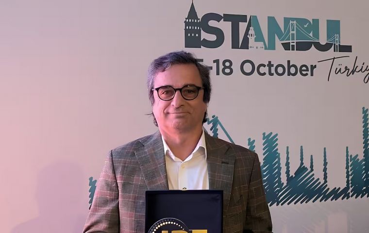 La investigaci&oacute;n identific&oacute; a las empresas Genova LLC y Waki LLC como las sociedades utilizadas para adquirir las propiedades, situadas en el condado de Palm Beach y en Miami