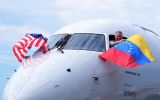 El primer vuelo de American Airlines despeg&oacute; del aeropuerto de Maiquet&iacute;a con destino a Miami, completando el recorrido en algo m&aacute;s de tres horas