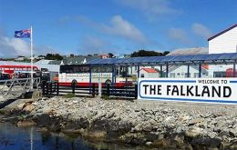 Gran Breta&ntilde;a no es m&aacute;s el poseedor de las Falklands, tan solo la &ldquo;potencia administradora&rdquo;