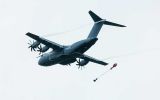 El lanzamiento de cargas livianas del transport Airbus 400M