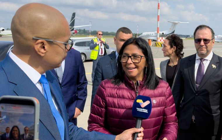 Para Venezuela, el Esequibo figura en sus mapas oficiales como zona en reclamaci&oacute;n. Para Guyana, el reclamo venezolano representa una amenaza existencial a su integridad territorial