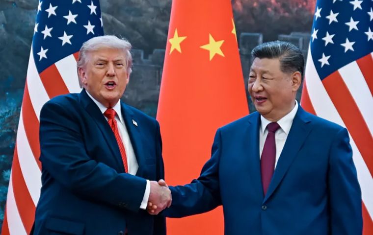 Xi describi&oacute; la visita como hist&oacute;rica y sostuvo que ambos mandatarios fijaron una nueva orientaci&oacute;n basada en una relaci&oacute;n constructiva de estabilidad estrat&eacute;gica entre China y EEUU
