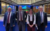 Este acuerdo est&aacute; en l&iacute;nea con los objetivos estrat&eacute;gicos planteados por el presidente Yamand&uacute; Orsi, enfocados en la apertura comercial y cooperaci&oacute;n mutua, afirm&oacute; Oddone (centro)