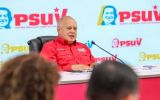 En su habitual rueda de prensa, Cabello calific&oacute; de pura paja &mdash;habladur&iacute;as&mdash; los rumores sobre un eventual di&aacute;logo y neg&oacute; que se haya producido ninguna reuni&oacute;n en ninguna parte del mundo