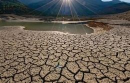 En Colombia, El Ni&ntilde;o suele asociarse a una disminuci&oacute;n de lluvias, lo que eleva el riesgo de sequ&iacute;a y de racionamiento energ&eacute;tico en un pa&iacute;s que depende en gran medida de la generaci&oacute;n hidroel&eacute;ctrica