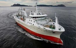 La industria de pesca de las Islas invirti&oacute; &pound;100 millones en barcos nuevos, ampar&aacute;ndose en la desgravaci&oacute;n fiscal que incidi&oacute; en los ingresos fiscales 