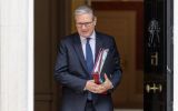 La presi&oacute;n sobre Starmer se intensific&oacute; despu&eacute;s de que Burnham regresara al Parlamento al ganar la elecci&oacute;n parcial de Makerfield, en el norte de Inglaterra