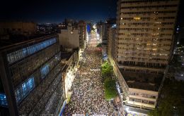 Marcha del Silencio en Montevideo, cada 20 de mayo desde 1996, por verdad y justicia por los detenidos desaparecidos de la dictadura. Foto: Sebasti&aacute;n Astorga